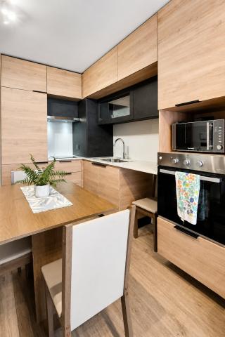 Miniatura 2 de Venta departamento amoblado 1 dormitorio con estacionamiento en sector Oriente / Libertad, Viña del Mar
