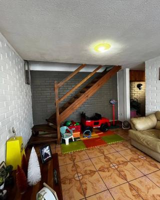 Miniatura 2 de Casa de 2 pisos en venta – Villa Paraíso, Quillota