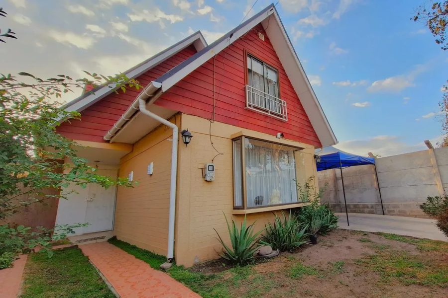 Casa aislada en venta en Av. 21 de Mayo Valle de Molinos, La Cruz