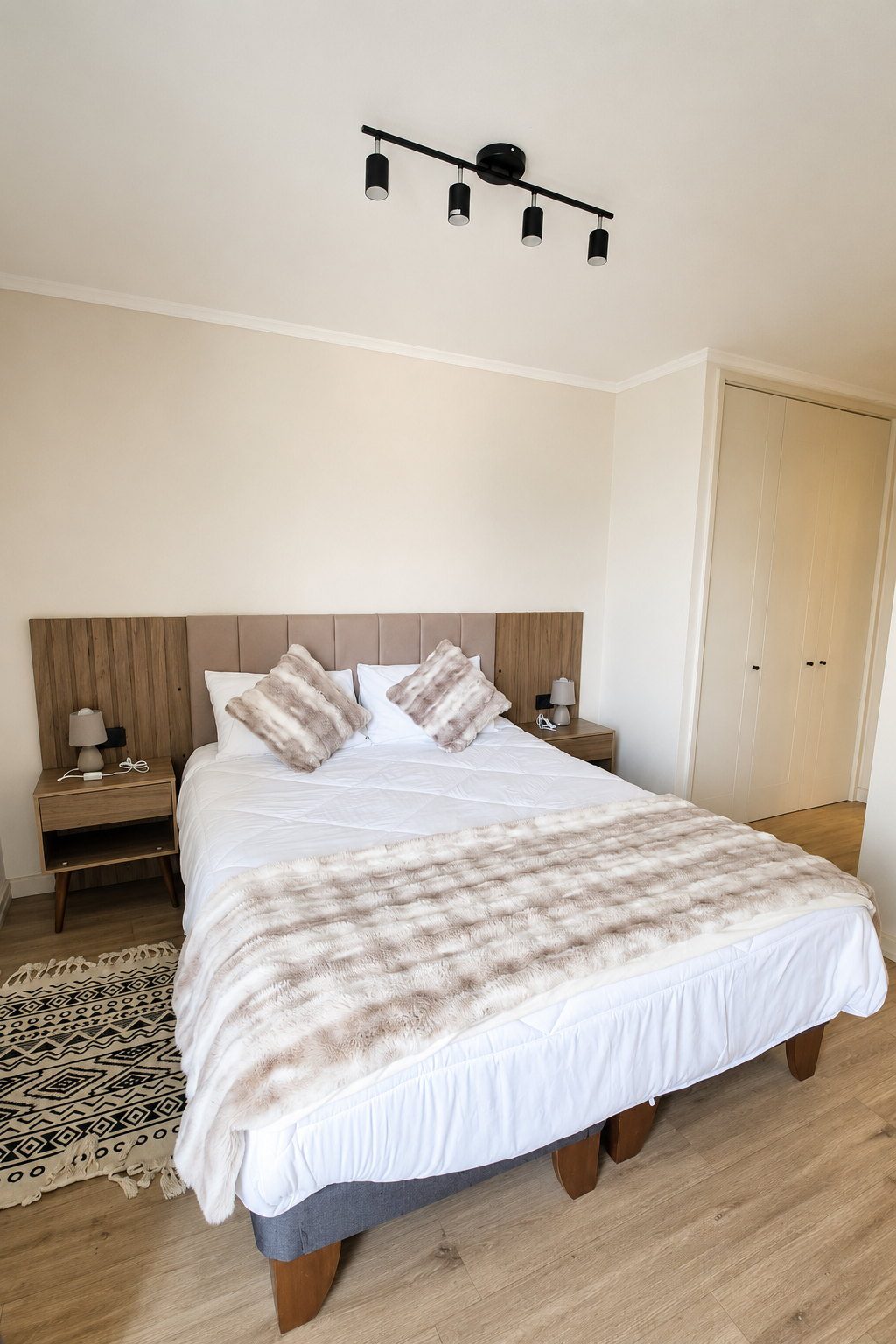 Foto 4 de Arriendo departamento amoblado con estacionamiento en Viña del Mar