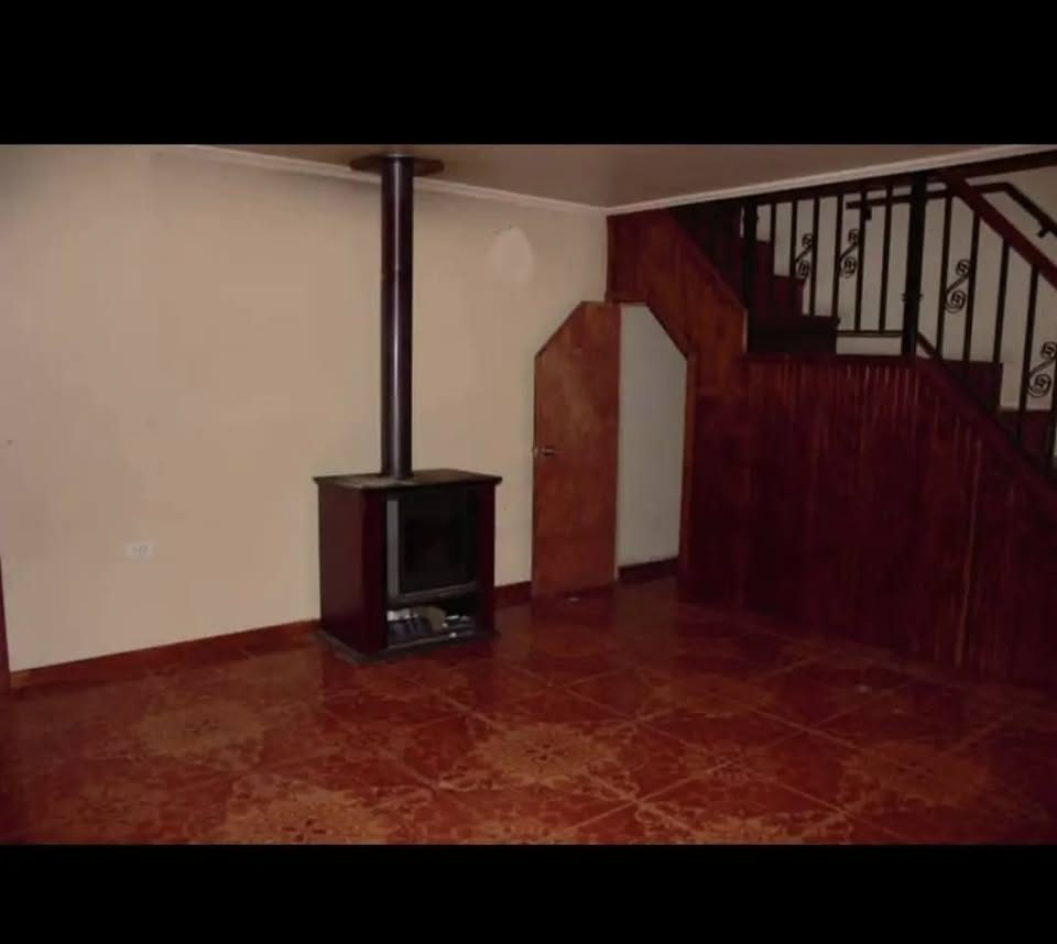 Foto 3 de VENDE AMPLIA CASA DE 2 PISOS EN SAN PEDRO, QUILLOTA