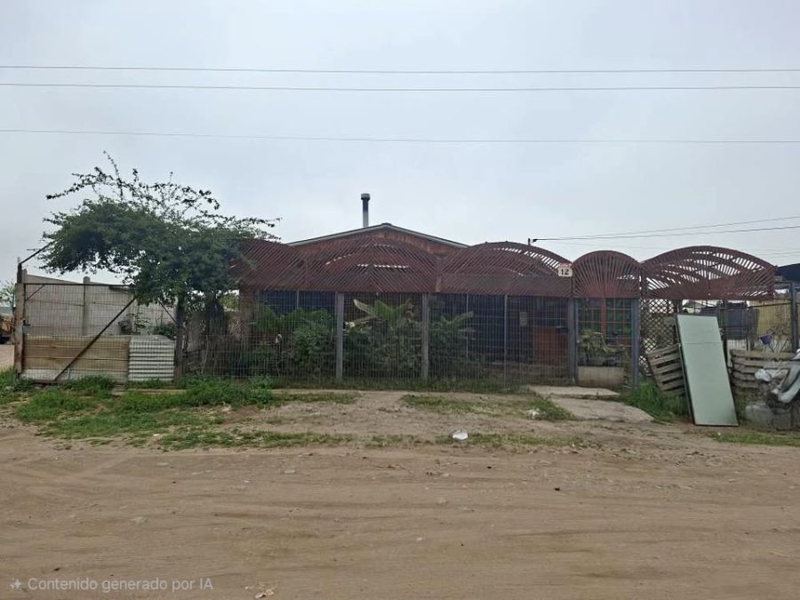 Terreno con casas, Población Bolonia, La Cruz