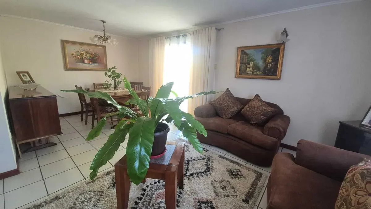 Zoom foto 3 de CASA EN VENTA – LA CALERA | HUERTOS OBREROS