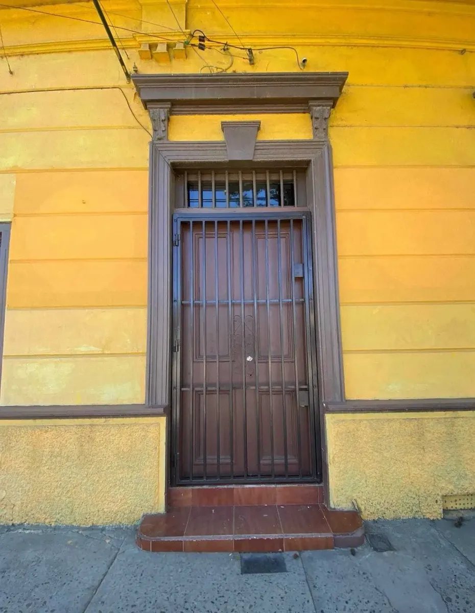 Zoom foto 2 de Se vende Casa céntrica ideal para inversión en Quillota