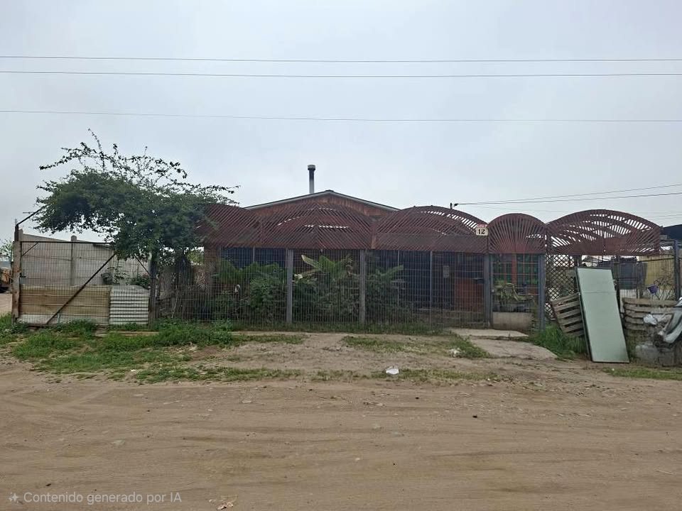 Zoom foto 1 de Terreno con casas, Población Bolonia, La Cruz