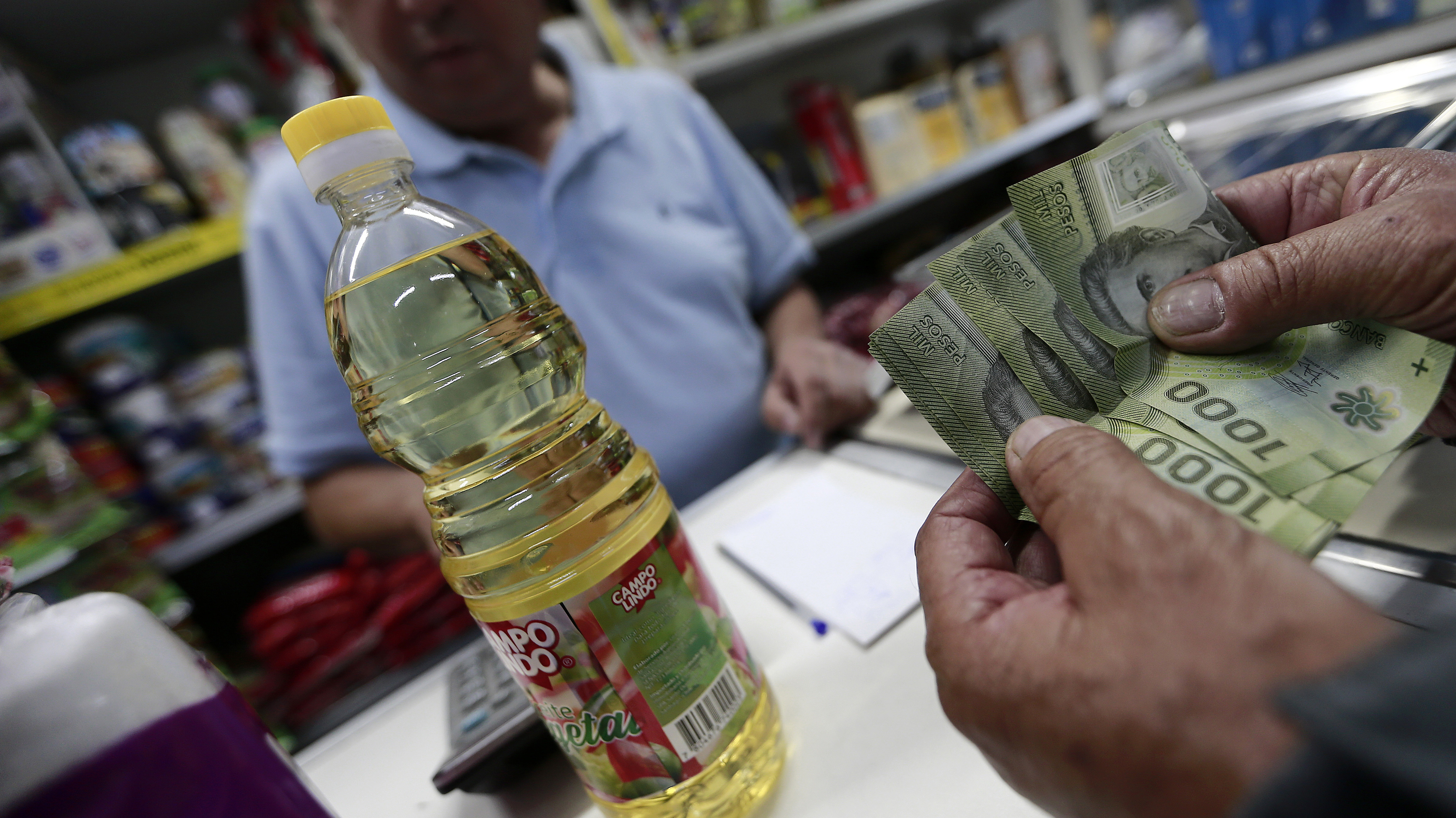 Efecto en la UF e incertidumbre sobre los precios: Las dudas que abrió el inesperado IPC de julio