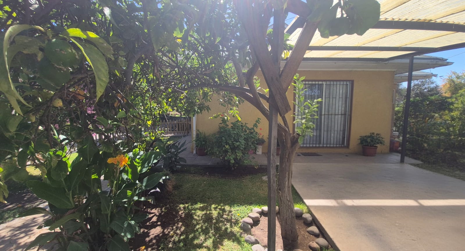 Foto 2 de CASA EN VENTA – LA CALERA | HUERTOS OBREROS | 1 PISO