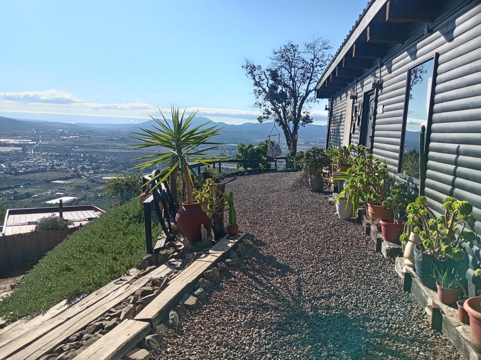 Foto 18 de PARCELA CON CASA EN LOMAS DE SAN ISIDRO