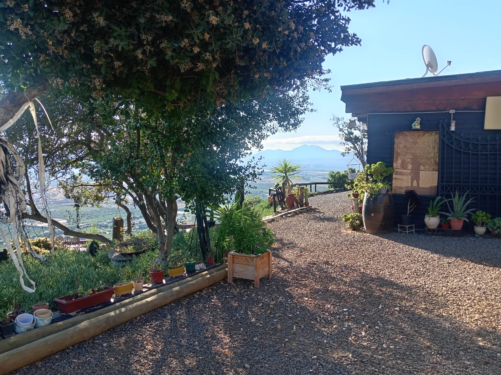 Foto 24 de PARCELA CON CASA EN LOMAS DE SAN ISIDRO