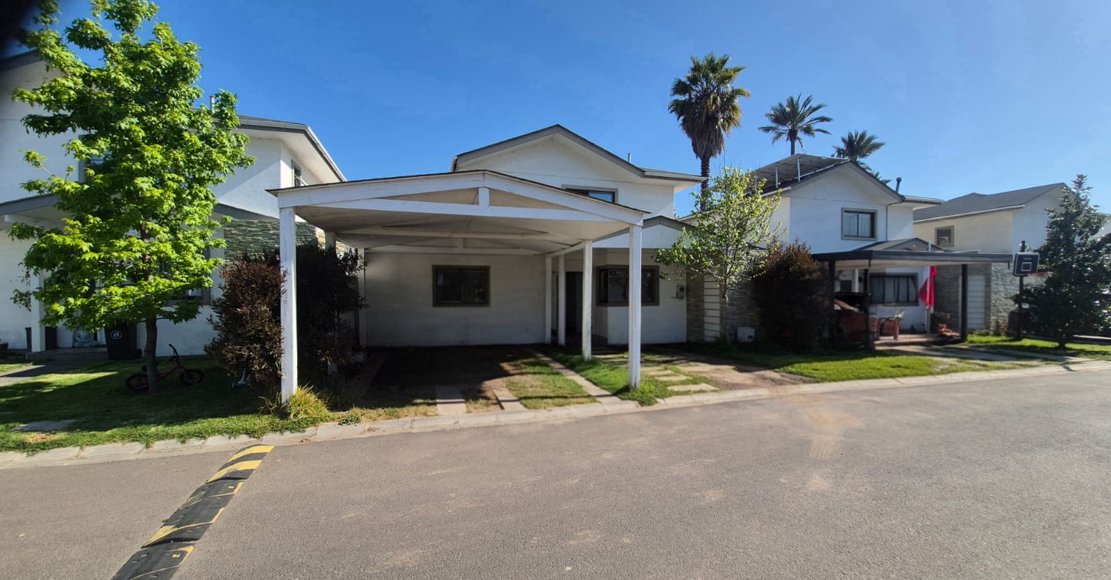 Arriendo Casa Aislada en Sector Residencial – Quillota