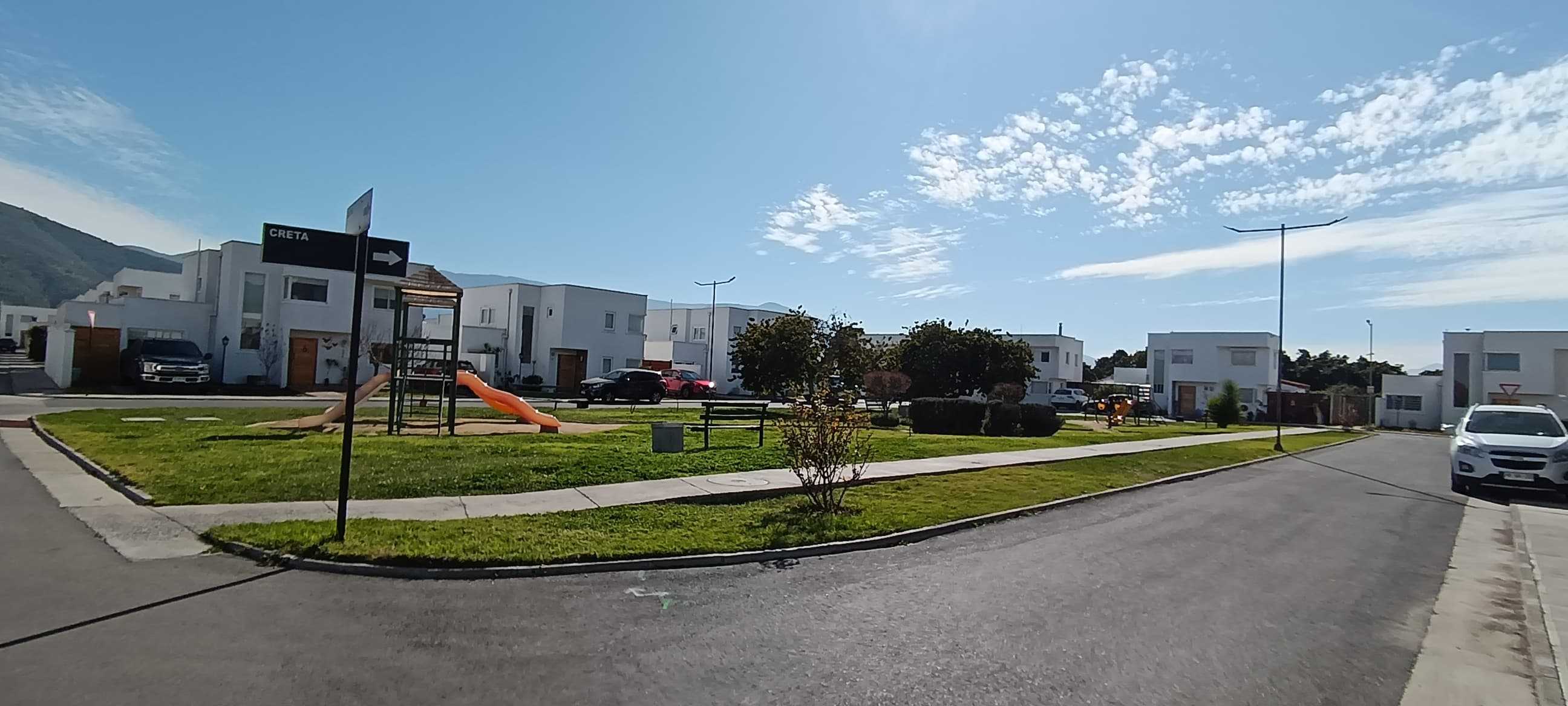 Foto 19 de Casa en arriendo en Condominio Lomas de La Cruz, Quillota