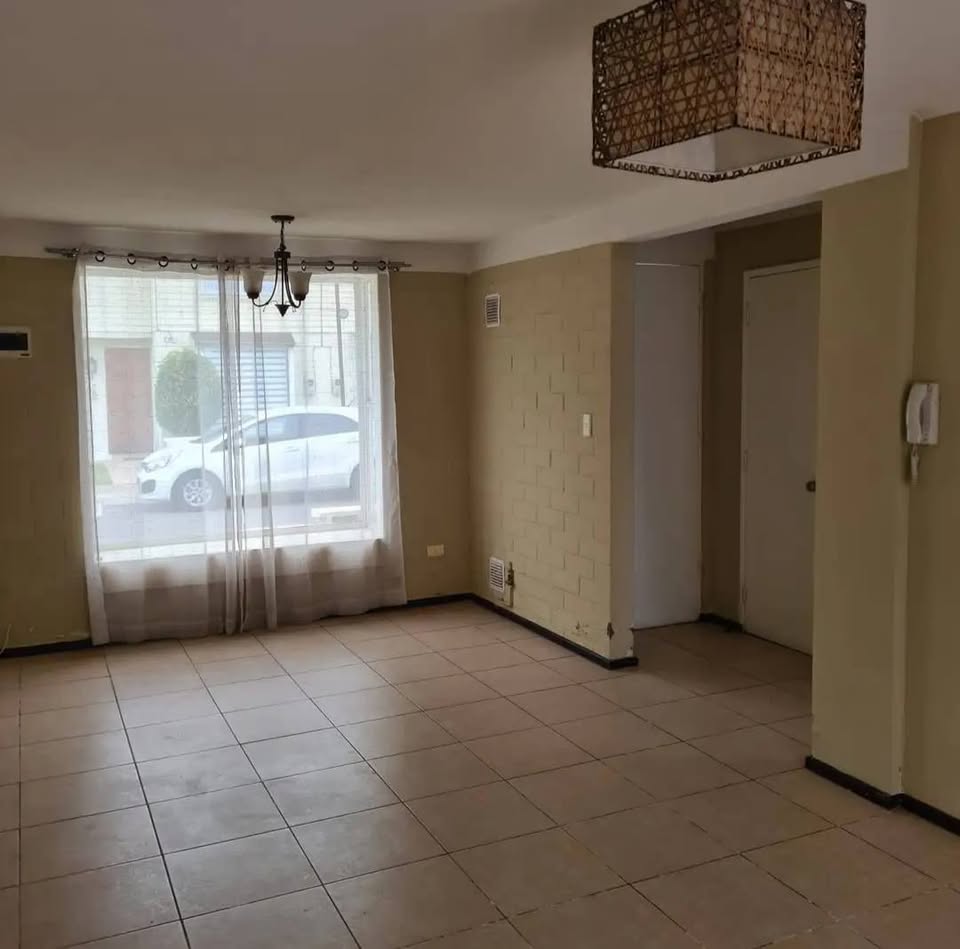 Foto 3 de Casa en arriendo en Condominio Plaza del Sol, La Cruz