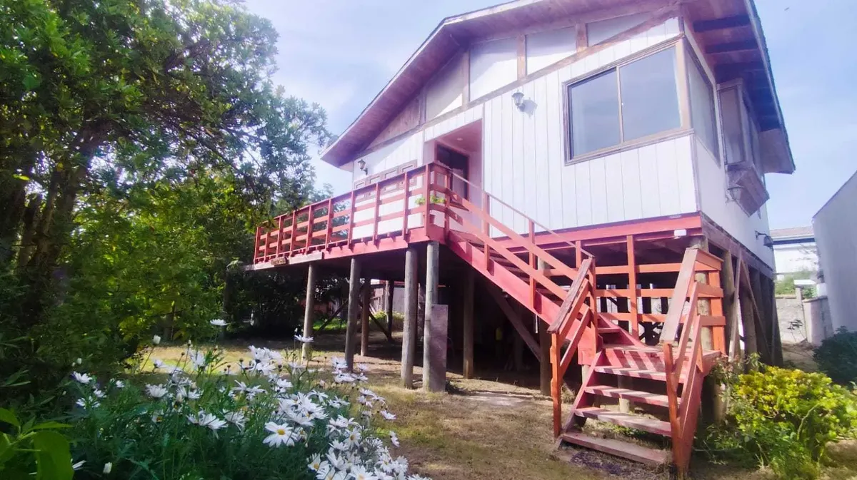 Foto 2 de Venta De Casa Laguna De Zapallar