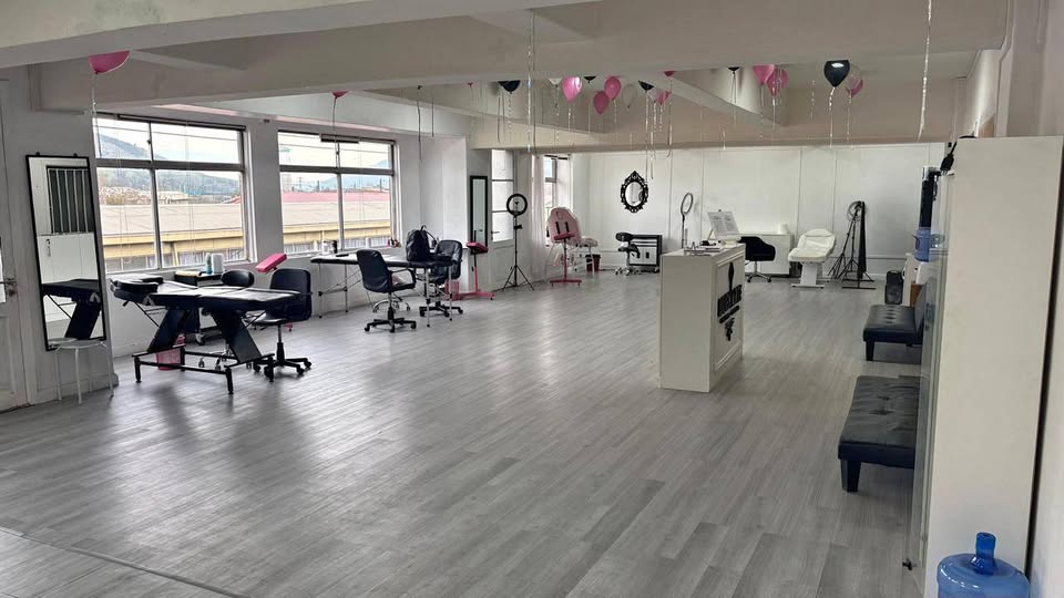 Foto 4 de arriendo Local con gran salón, en pleno centro de La Calera