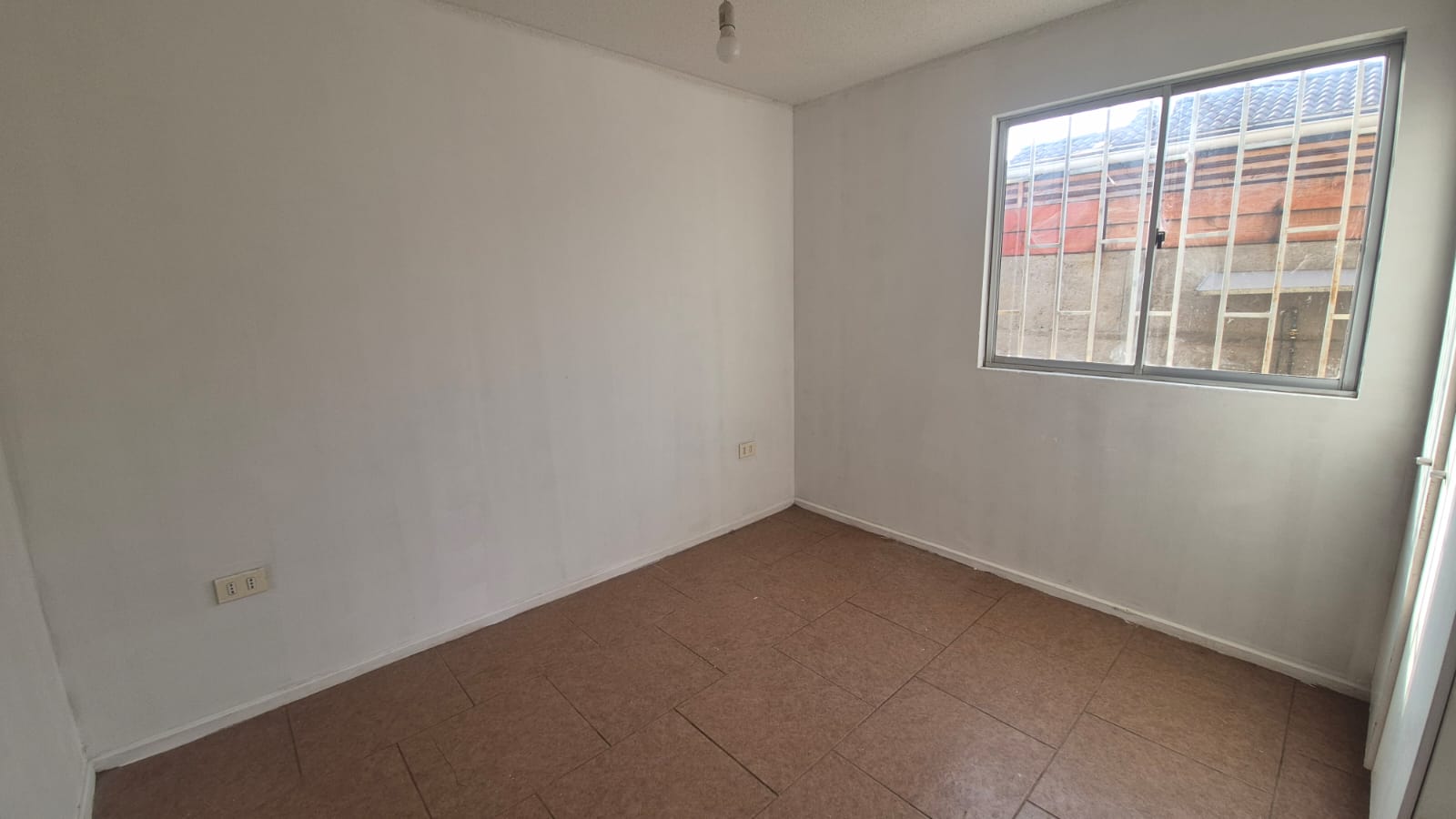 Foto 5 de Se Arrienda Casa 2 Dormitorios Manantiales del Inca 3 Quillota